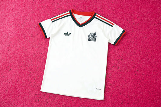 Mexico  Women Second Kit